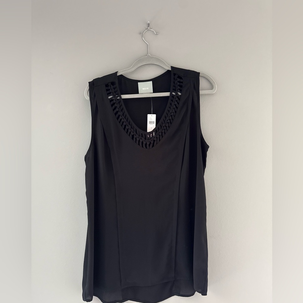 Women’s Black Crochet-Trim Sleeveless Camisole